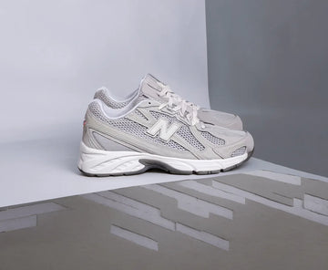 New Balance | 740